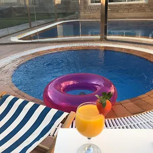 احجز هنا