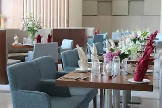 فندق هوليداي إن بوابة جدة